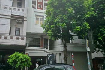 Bán Nhà Ngọc Thụy Gần Chợ 12 Tỷ 60M Ô Tô Đỗ,Gần Phố,Long Biên