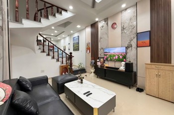 Bán Nhà 3 Tầng Quốc Lộ 13, Hiệp Bình Phước, Thủ Đức, 56M2, 3Pn, Sổ Hồng Riêng, Giá 7,45 Tỷ