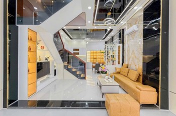 Nhà Đẹp Lung Linh, Hẻm Xe Hơi Nguyễn Thị Hương, Dân Trí Cao, Hơn 7 Tỷ