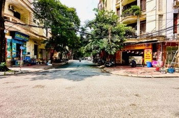 Bán Mảnh Đất Khu 7.2Ha Vĩnh Phúc- Ba Đình, 93M, Mặt Tiền 8.7M, 2 Mặt Vỉa Hè