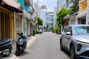 Sát Trục Lạc Long Quân - Âu Cơ (P.tân Hòa) - Đường Nhựa 8M - 85M²