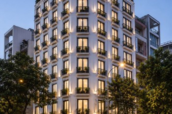Bán Tòa Apartment Hoàng Quốc Việt - Cầu Giấy - Lô Góc - 76 Phòng Full Nội Thất - Dt 400 Triệu/tháng
