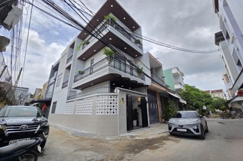 Siêu Phẩm - Vila 3 Tầng 2 Mặt Tiền Thoáng Mát – Ô Tô Đậu Ngày Đêm