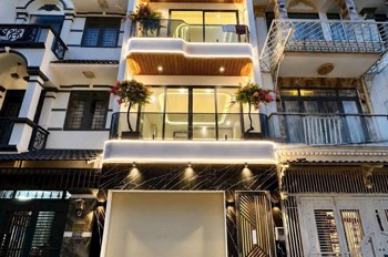 Nhà Kiến Trúc Sư Thiết Kế, Cạnh Phú Mỹ Hưng, Chỉ Hơn 9 Tỷ