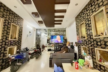 Hot Hot – Chính Chủ Cần Bán Nhà Tại Bà Hom, Q.6 – Kế Công Viên Bãi Cát – 4 Tầng – 86M²