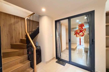 Nhà Mặt Tiền Khu Dân Cư Đông, Phù Hợp Kinh Doanh Hoặc Cho Thuê.nhà Mtkd Full Nt 25M2 X 2 Tầng Trần