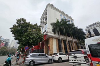 Bán Tòa Khách Sạn 3 Sao Mỹ Đình 42 Phòng, 236M², Sẵn Khách Thuê, Dòng Tiền Ổn Định, Vị Trí Vàng
