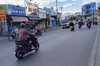 Bán Nhà Mặt Tiền Tô Ký - Gần Nguyễn Ảnh Thủ, Thuộc Q12, 25X25m, Cấp 4 - Tiện Xây, 69 Tỷ