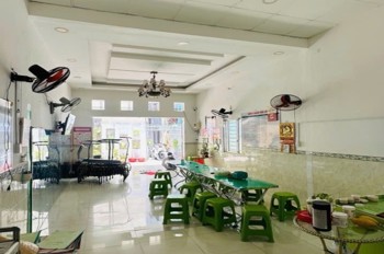 [H2685*] Nhà 2 Tầng Diện Tích Khủng 180M2 Sát Chợ Cầu - Giá 9.X Tỷ