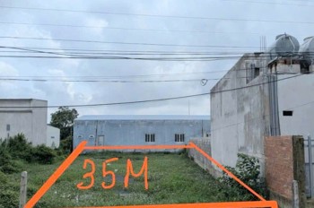 Vị Trí Đẹp - Giá Tốt - Chính Chủ Cần Bán Đất Trung Tâm Hậu Nghĩa, Đức Hòa, Long An