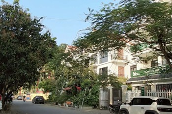 Bán Đất Sài Đồng 175M2- Mt 8.5M- Vỉa Hè, Ô Tô Tránh- 40.X Tỷ (0372311369)