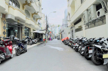 Bán Nhà Mặt Tiền Kinh Doanh Trung Tâm Q7ngang 4.2 Dài 21.5 M