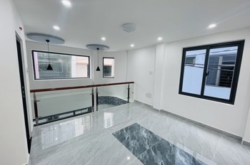 8.2Tỷ • Trần Quang Diệu • Lô Góc • 5 Tầng • Nhà Mới Đẹp