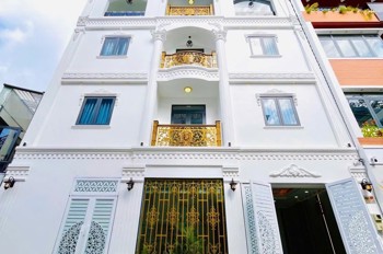 Nhà Ngang 10M, Có Thang Máy, Cạnh Phú Mỹ Hưng, Chỉ Hơn 8 Tỷ