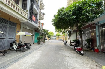 Bán Nhà Việt Hưng 45M2- 5 Tầng- Vỉa Hè, Ô Tô Tránh Đỗ- Hơn 10 Tỷ