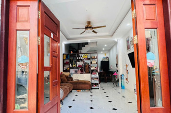 Chính Chủ Cần Bán Gấp Căn Nhà 3 Tầng Tại Đường Hoa Thám, Xã La Phù, Hoài Đức, Hà Nội - Giảm Giá Sâu