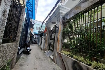 Bán Nhà Sổ Hồng Riêng Hẻm 793 Trần Xuân Soạn, Quận 7 – Chỉ 1,98 Tỷ