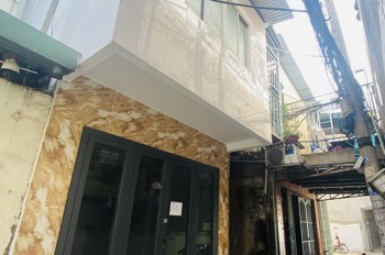 Bán Nhà Trường Sơn, Quận 10, 3 Tầng, 3 X 4.5 M, Giá 2.7 Tỷ