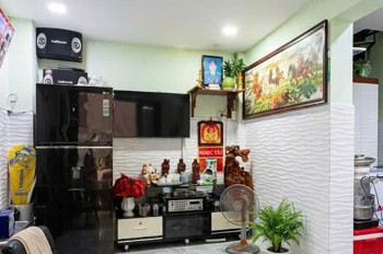 Bán Nhà Trường Sơn, Quận 10, 4 Tầng, 4.5 X 4M, Giá 3.6 Tỷ