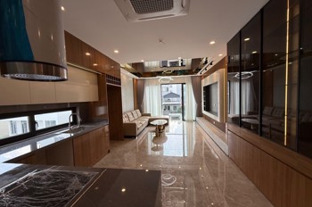 Bán Nhà Ngọc Thụy 40M2- 6 Tầng Thang Máy- Gara Ô Tô- 3 Thoáng-18.5 Tỷ