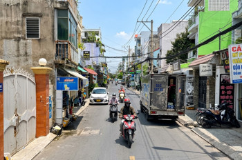 D2767* Mặt Tiền Nguyễn Văn Công Sát Sân Bay 17.X Tỷ