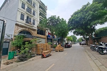 Bán Đất Việt Hưng 130M2- Mặt Phố, Ngã Tư Đường- Vị Trí Đắc Điạ- 50 Tỷ