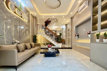 Nhà Cạnh Chợ Phú Xuân, 4X14m, 3 Tầng, Hơn 5.5 Tỷ Tí