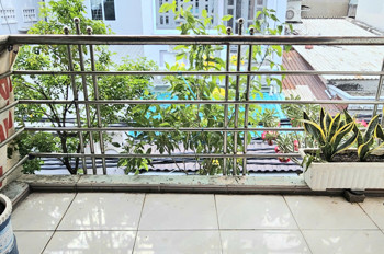 Bán Nhà Hẻm Thông Sát Mặt Tiền Q4 Đúc 3 Tấm Đường Rộng 3.5 M Có 3 Đ