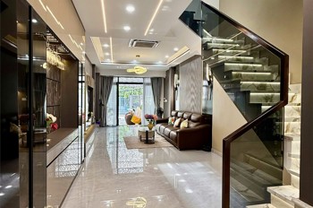 Bán Nhà Mới 3 Tầng Cao Cấp – Hẻm Xe Hơi 6M – Chỉ Vài Phút Đến Phú Mỹ Hưng