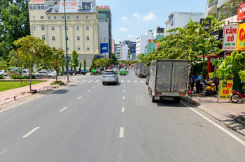 [D2813*] Mặt Tiền Kinh Doanh Gần Cv Gia Định - 18.X Tỷ