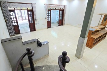 Bán Nhà Đường Số 13, Long Bình, Q.9, Tp Hcm. Dt 211M2, 3 Tầng, Shr, Giá 13.4 Tỷ