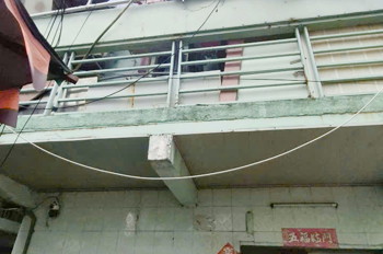 Nhà 1 Gác Suốt 2Pn Ba Đình P8q8 (P.chánh Hưng), Giá : 2 Tỷ 380 Triệu (Thương Lượng)