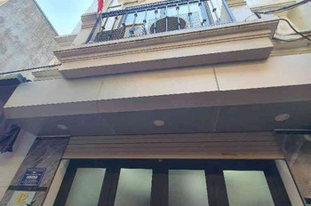 Nhà 5 Tầng Nam Dư - 30M2 Như Mới, 3 Bước Ô Tô Tránh, Ngõ Yên Tĩnh - An Cư Lý Tưởng - Giá 7,5 Tỷ