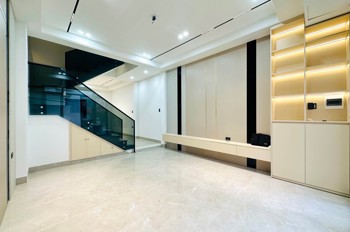 Nhà Xây Mới 4 Tầng Phố Trần Nguyên Hãn - Ngõ Thông Ra Chợ Đôn