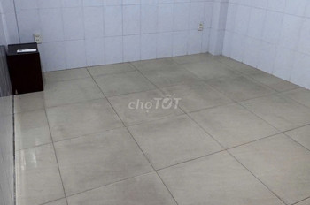 Cho Thuê Phòng Máy Lạnh Mặt Tiền Bà Hom, Quận 6 – Giá Chỉ 3 Triệu/tháng