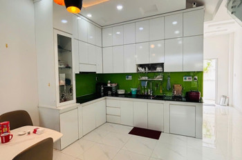 Bán Nhà Kdc Gia Hòa Bình Hưng, Gần Các Trường Đại Học, 100M2, 3 Tầng, Giá 5,9Tỷ