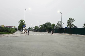 Bán Đất Bát Khối, Long Biên 50M2- Mt 5.2M- Vỉa Hè, Ô Tô Tránh Đỗ- Hơn 9 Tỷ