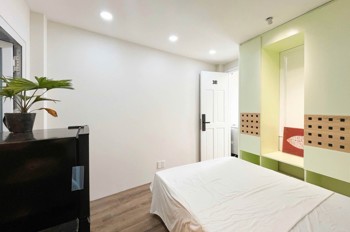 Bán Nhà Huỳnh Văn Bánh - 5 Tầng, 4X10m - 8.2 Tỷ