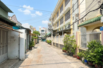 [T5886*] Nhà Hxh 4.5M Sát Chợ Xóm Mới Trương Minh Ký 7.X Tỷ