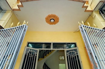 [K5887*] Nhà 2 Tầng Vuông A4 Gần Chợ Xóm Mới Đường Số 2 5.X Tỷ