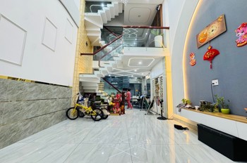 Chỉ 6.8 Tỷ - Nhà 5 Tầng Đúc Mới - 220M2 Sàn - Hẻm Ô Tô Thông - Ngang 4.6M Ô Tô Vào Nhà - Kề Tân