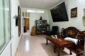 Cho Thuê Nguyên Lầu 2 – 3 Phòng Ngủ 1 Wc – Nguyễn Thông, Q.3, Tphcm Giá 15Tr