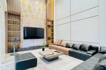 Nhà 5 Tầng Thang Máy Thiên Lôi - Mặt Tiền 12M - Đường 2 Ô Tô Tránh Nhau