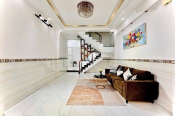 [K5899*] Nhà Vuông Vức Mới Đẹp Cạnh Chợ Xóm Mới - Giá 5.X Tỷ