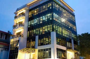 Cho Thuê Nhà, Nguyễn Thị Định, Hoàng Ngân, Thang Máy; 167M2* 7T -61 Tr