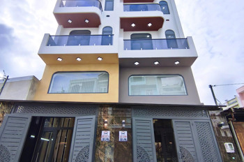 Nhà 5 Tầng Hiện Đại – Full Nội Thất Cao Cấp – Đường 8M – Bình Tân