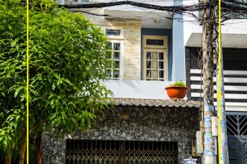 Cho Thuê Nhà Mặt Tiền Lê Thiệt 72M², 3Tầng, 20Triệu - Gần Chợ, Trường Học