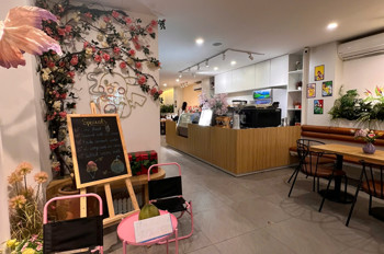 Nhượng Quán Coffee Sân Thượng View Đẹp Xem Pháo Hoa Toàn Cảnh Tại Hà Nội