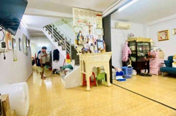 Bán Nhà 3 Tầng Hưng Phú - Quận 8 - 51M2- 4Pn - Nhỉnh 4 Tỷ- Gọi Ngay 0784968131