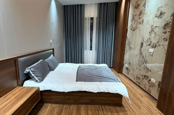 Cho Thuê Nhà Nguyên Căn Hồ Ba Mẫu – Đống Đa 35M² × 6 Tầng 3Pn Thang Máy 16 Triệu/tháng